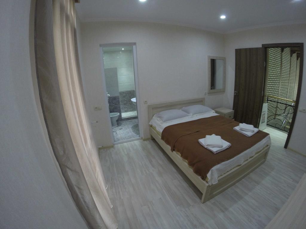 Guest House Rampa Tbilisi Værelse billede